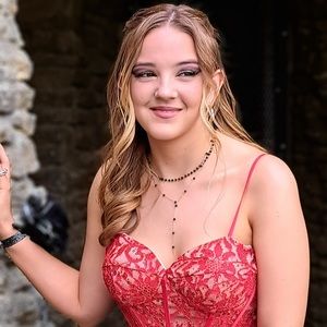 Meet your Posher, Ellie